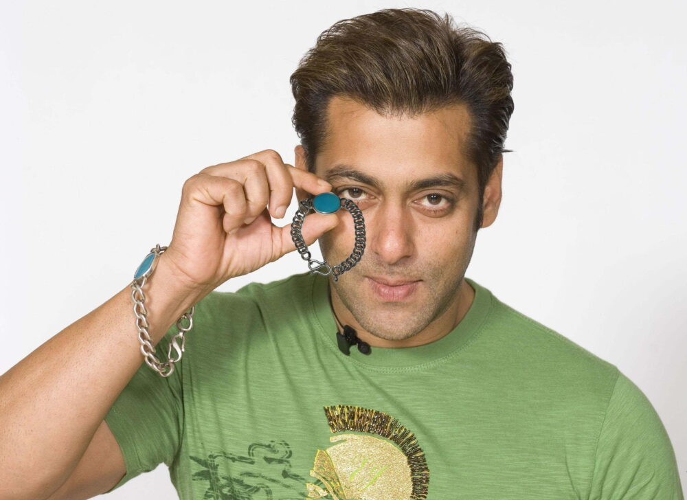 Download Salman Khan Wallpaper