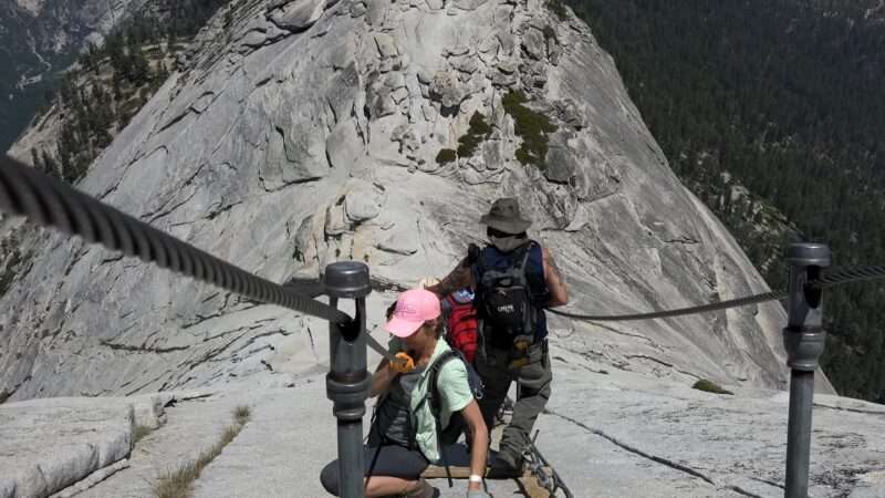 Rope climbing 4k picture