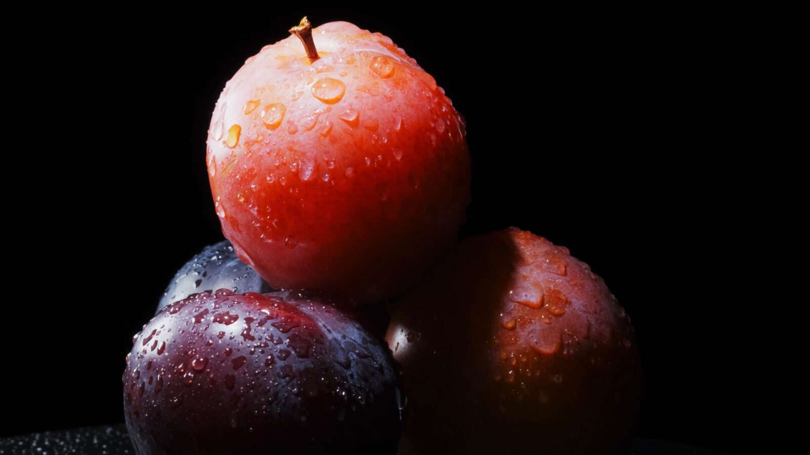 plum 4k picture 4k Pictures