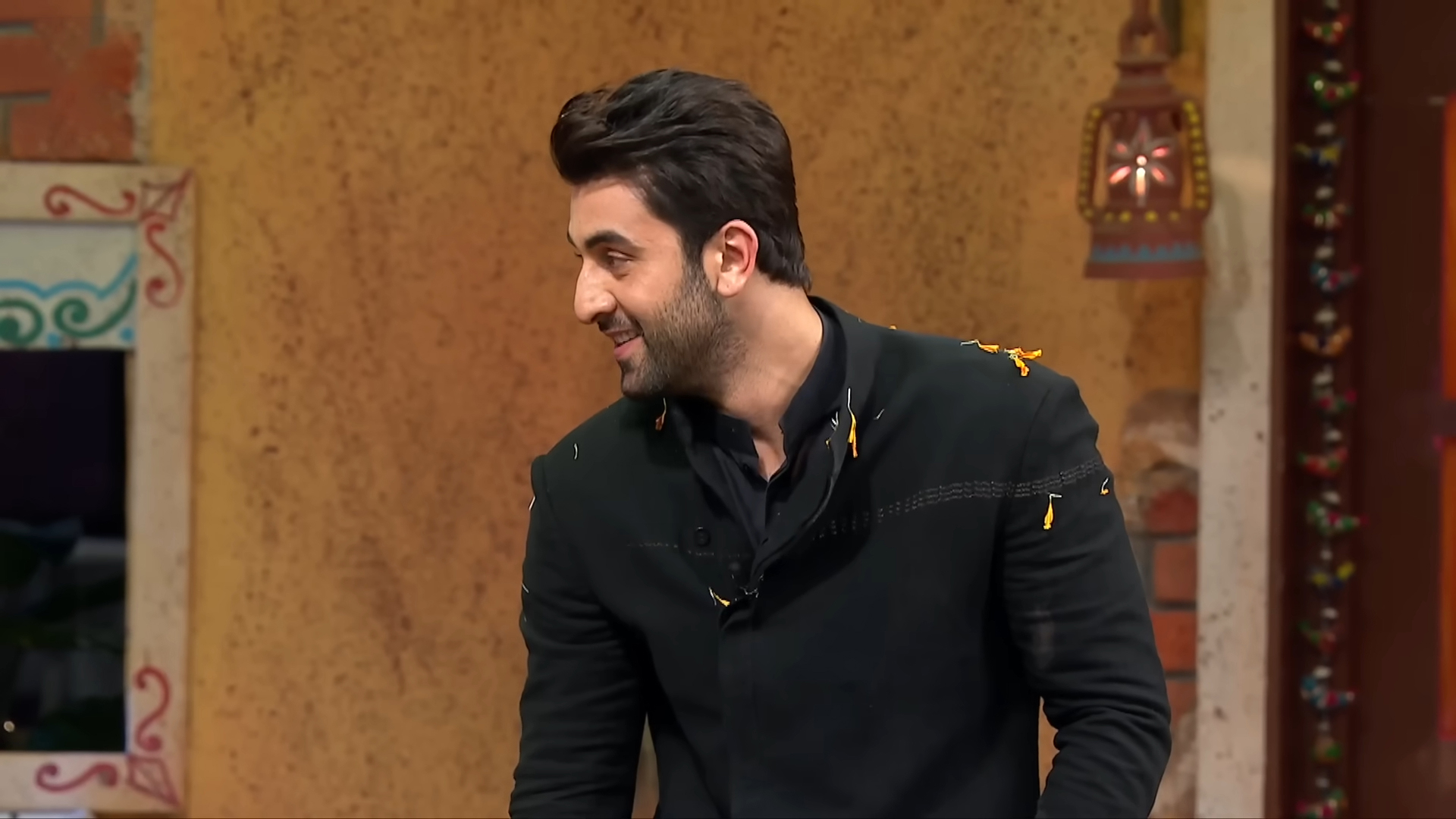 Ranbir Kapoor Wallpaper HD Free Download 2 Ranbir Kapoor smile face with black dress - Ranbir Kapoor