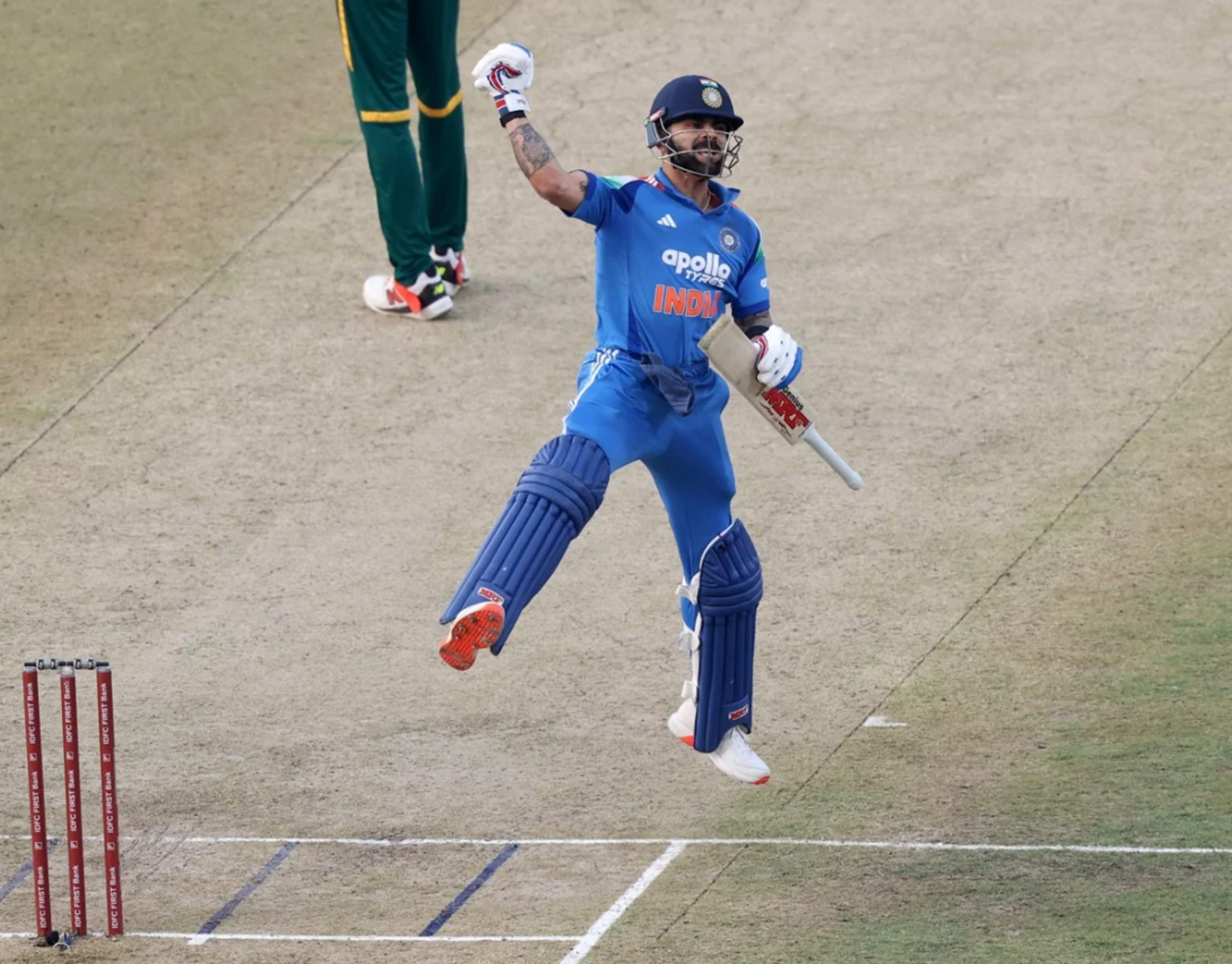 Virat Kohli celebrating after scoring a century 4k Pictures